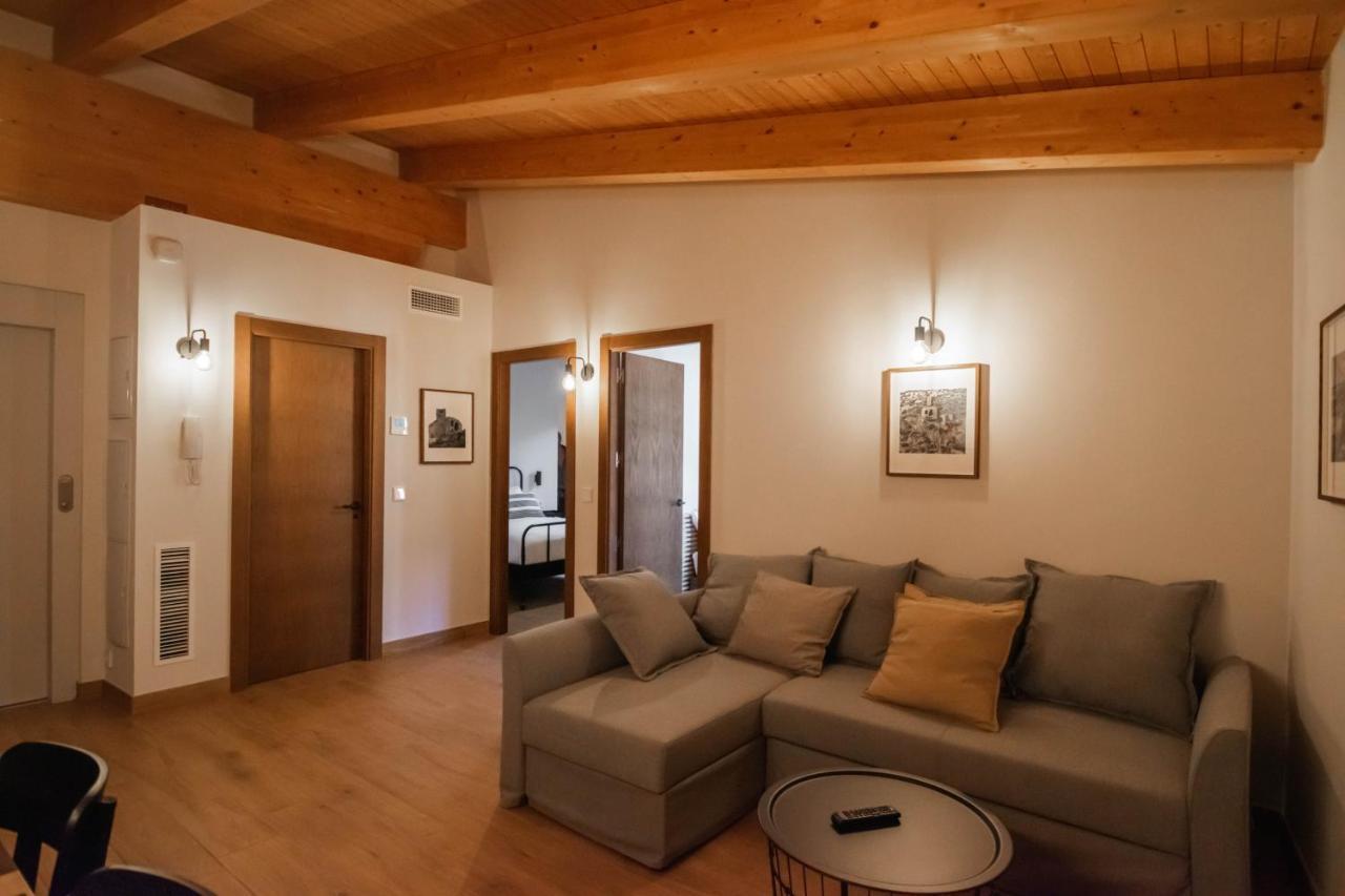 Cal Negret Rural Apartments Alos de Balaguer Buitenkant foto